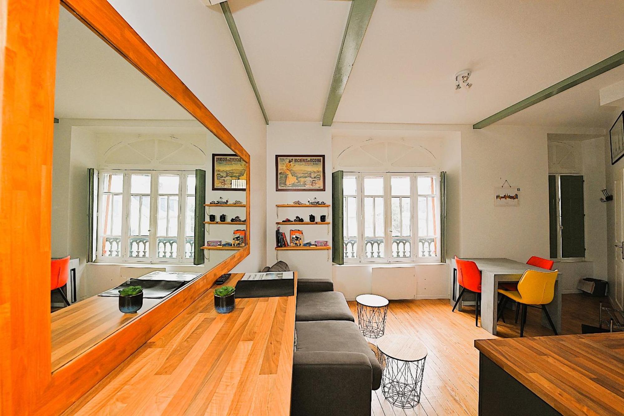 Les Petits Loups - Acces Parc - Stationnement Gratuit Apartment บาญเญอ-เดอ-บีกอร์ ภายนอก รูปภาพ