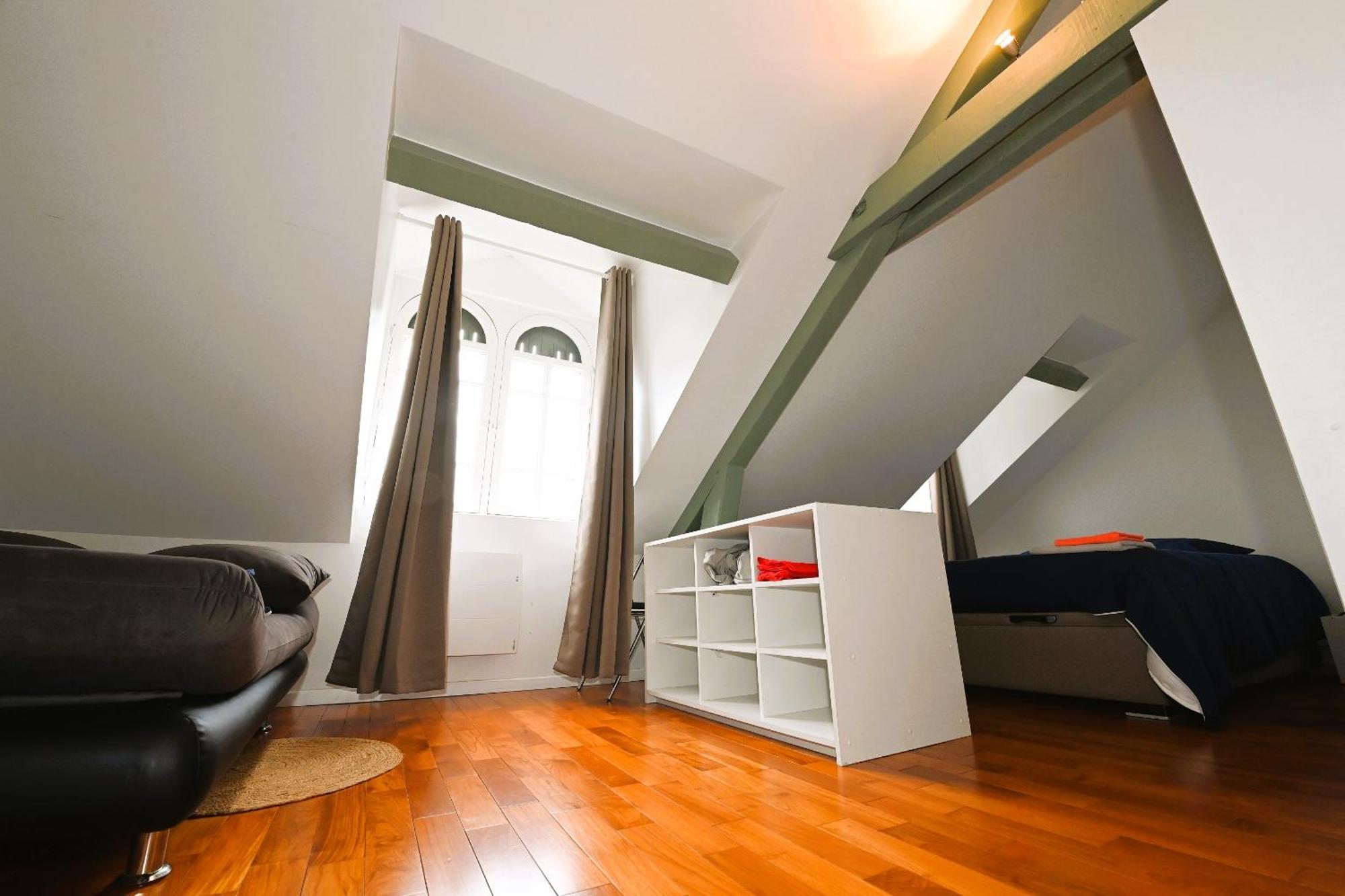 Les Petits Loups - Acces Parc - Stationnement Gratuit Apartment บาญเญอ-เดอ-บีกอร์ ภายนอก รูปภาพ